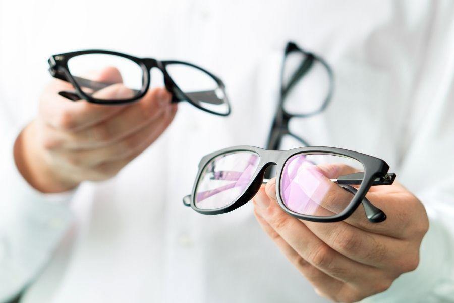 ¿Qué son los lentes BIFOCALES? - SnellenvisionMX